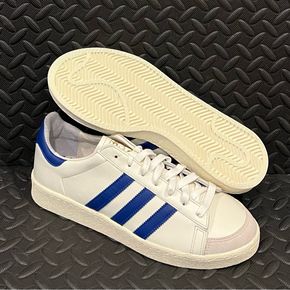 adidas originals Jabbar Low Cream White Blue Sneakers Mens Size 12
